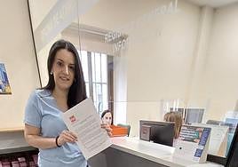 La edil socialista Silvia Sobrino registra la moción.