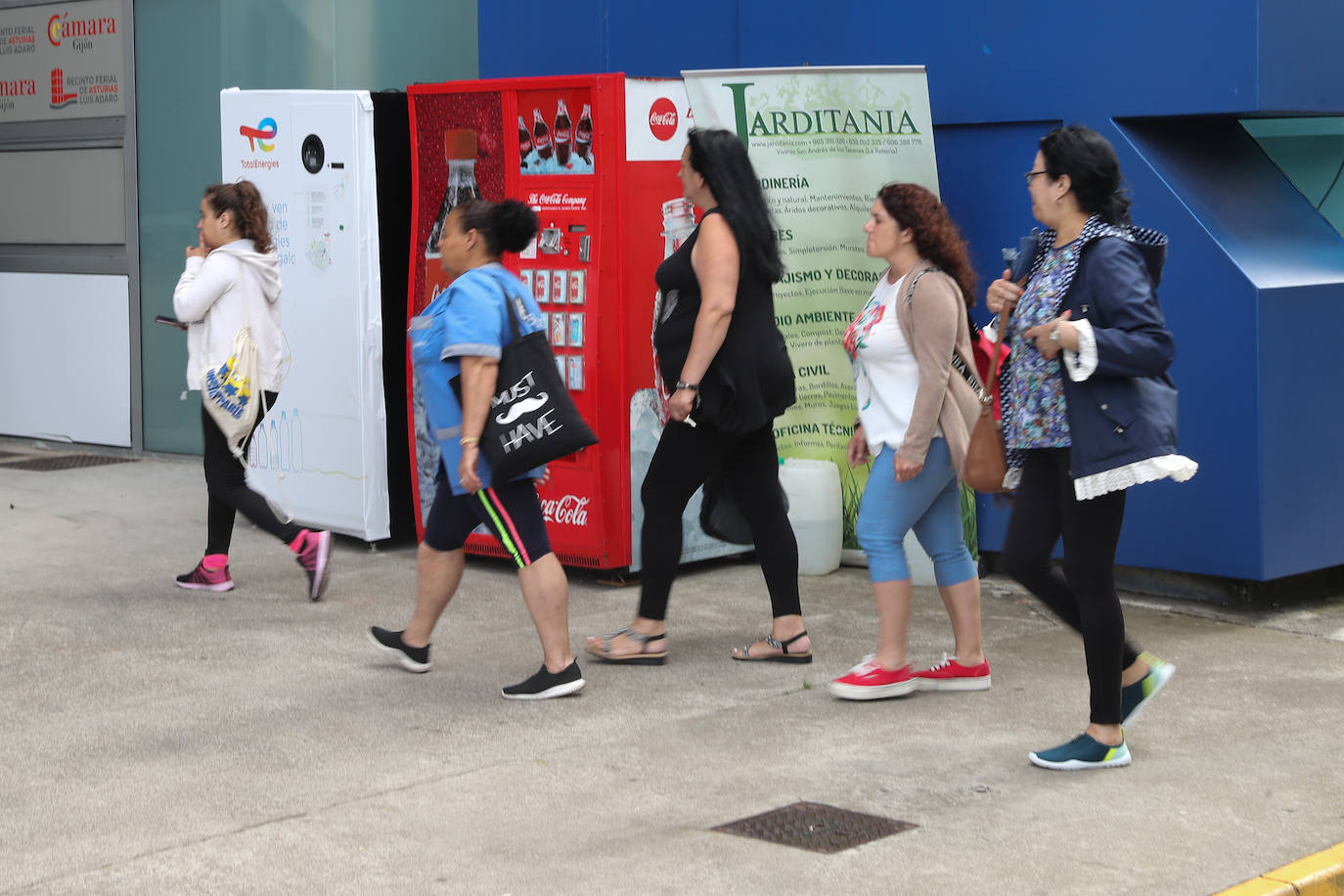 Últimos preparativos para iniciar la Feria de Muestras