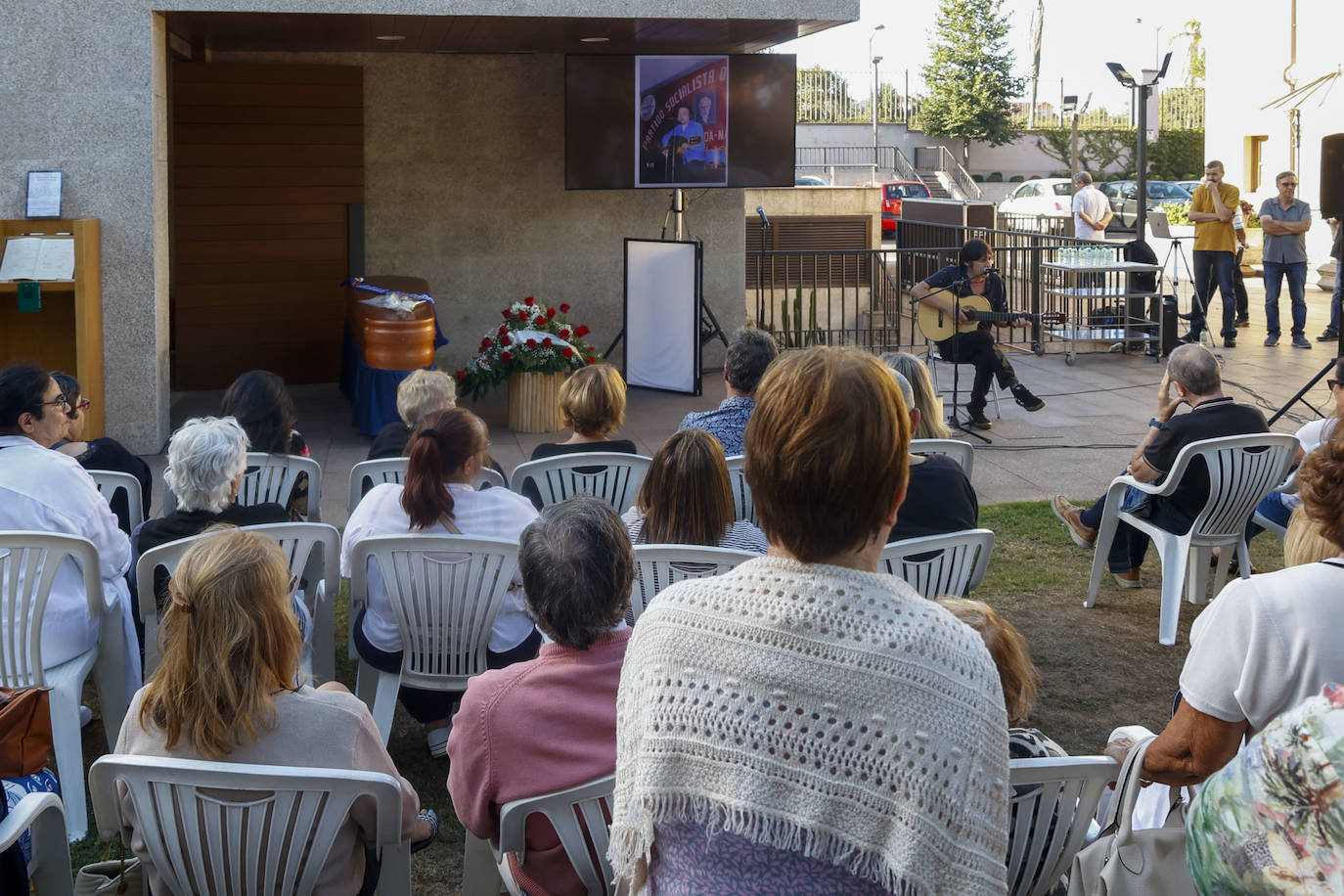 Emotivo adiós a Julio Ramos
