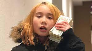 Lil Tay en uno de sus polémicos vídeos.