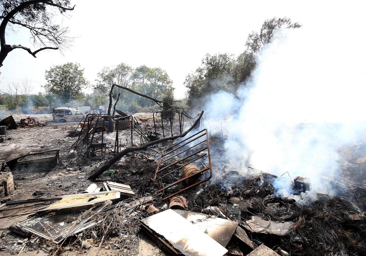 Así amaneció el poblado de Llanera tras el incendio