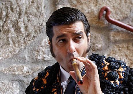 Imagen secundaria 1 - El Juli se encerrará con seis astados en Gijón. | Morante de la Puebla. | Roca Rey