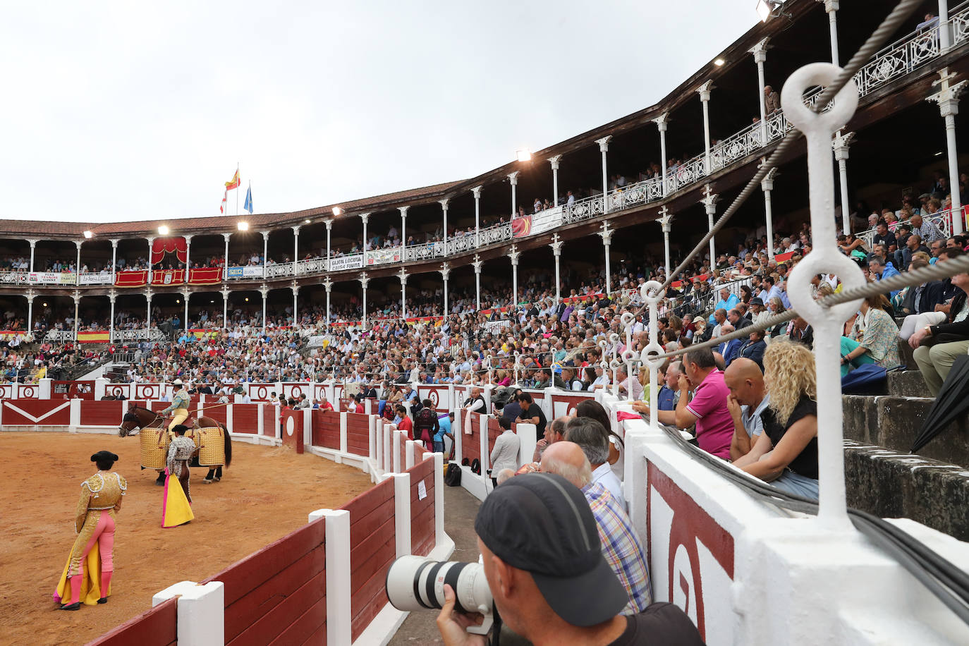 Así fue la primera corrida de la Feria Taurina de Gijón