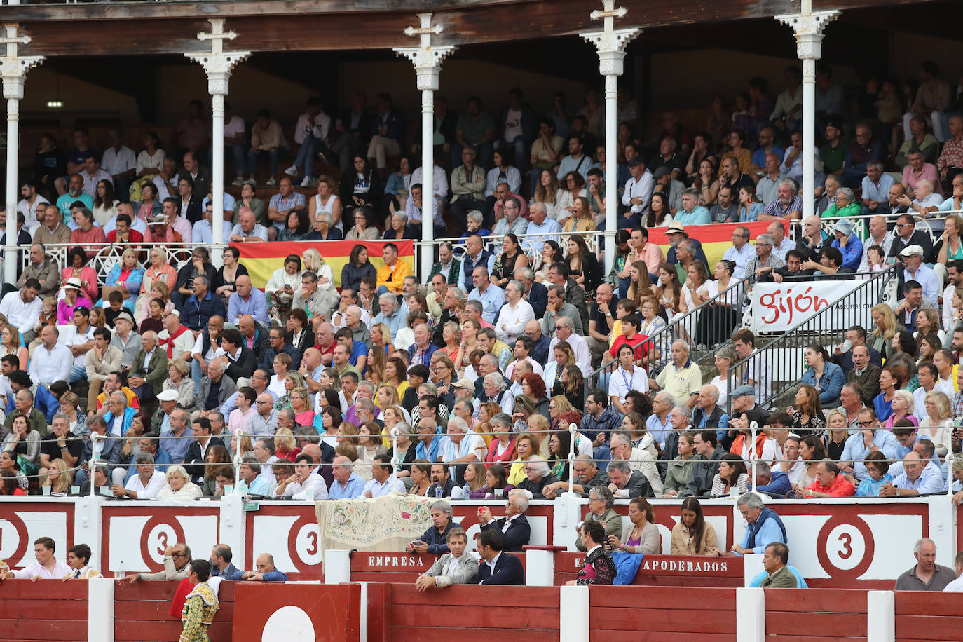 Así fue la primera corrida de la Feria Taurina de Gijón