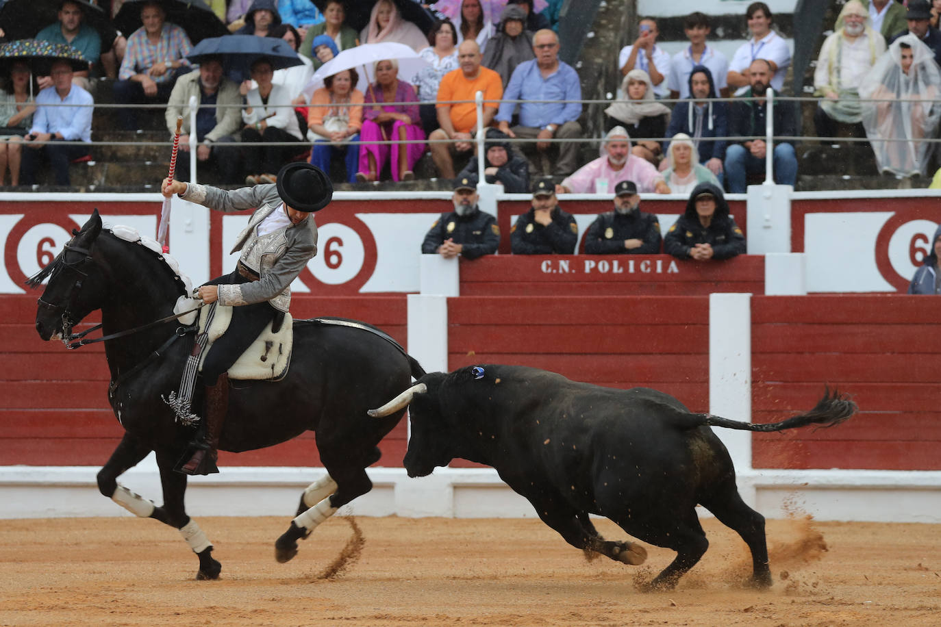 Así fue la primera corrida de la Feria Taurina de Gijón