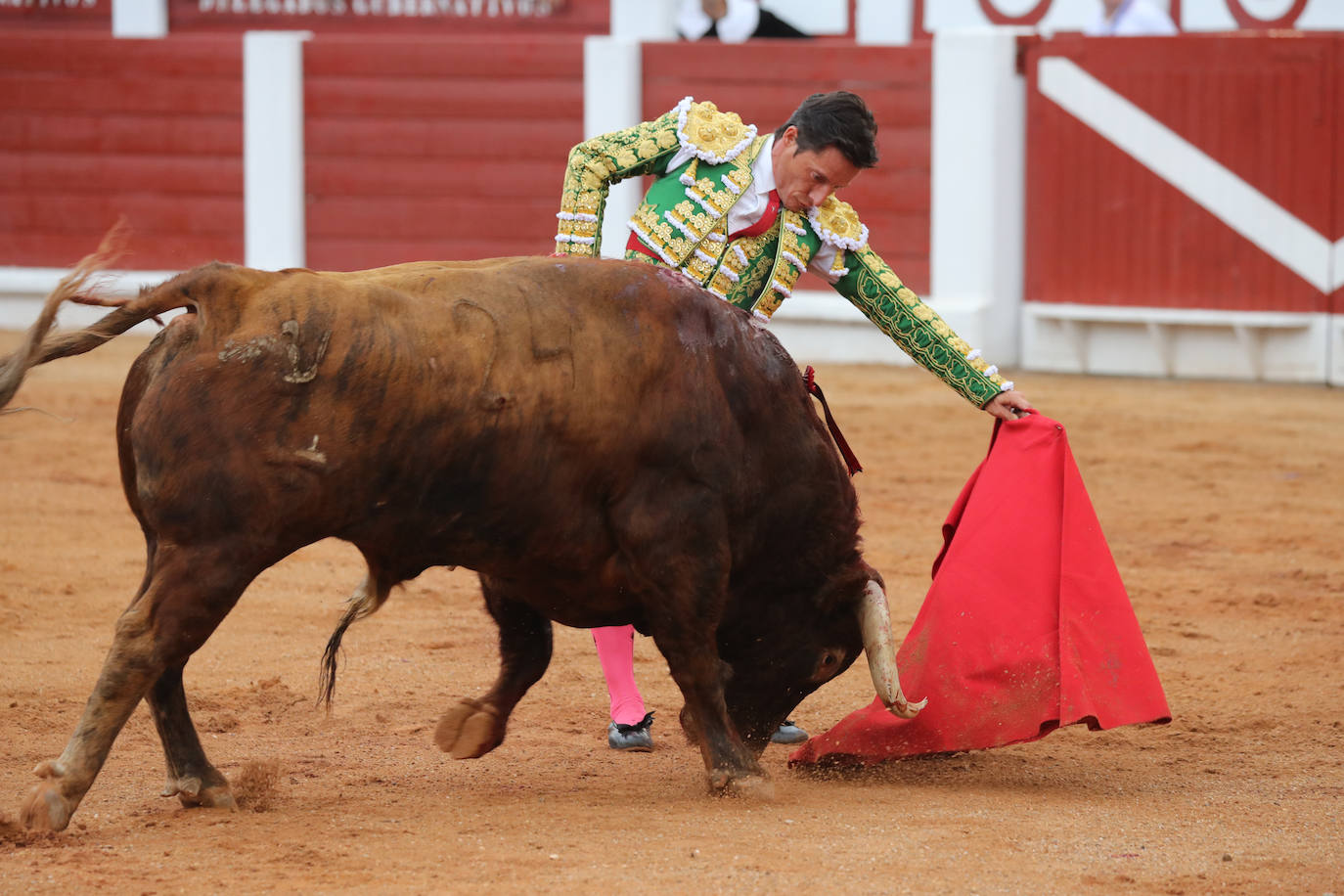 Así fue la primera corrida de la Feria Taurina de Gijón