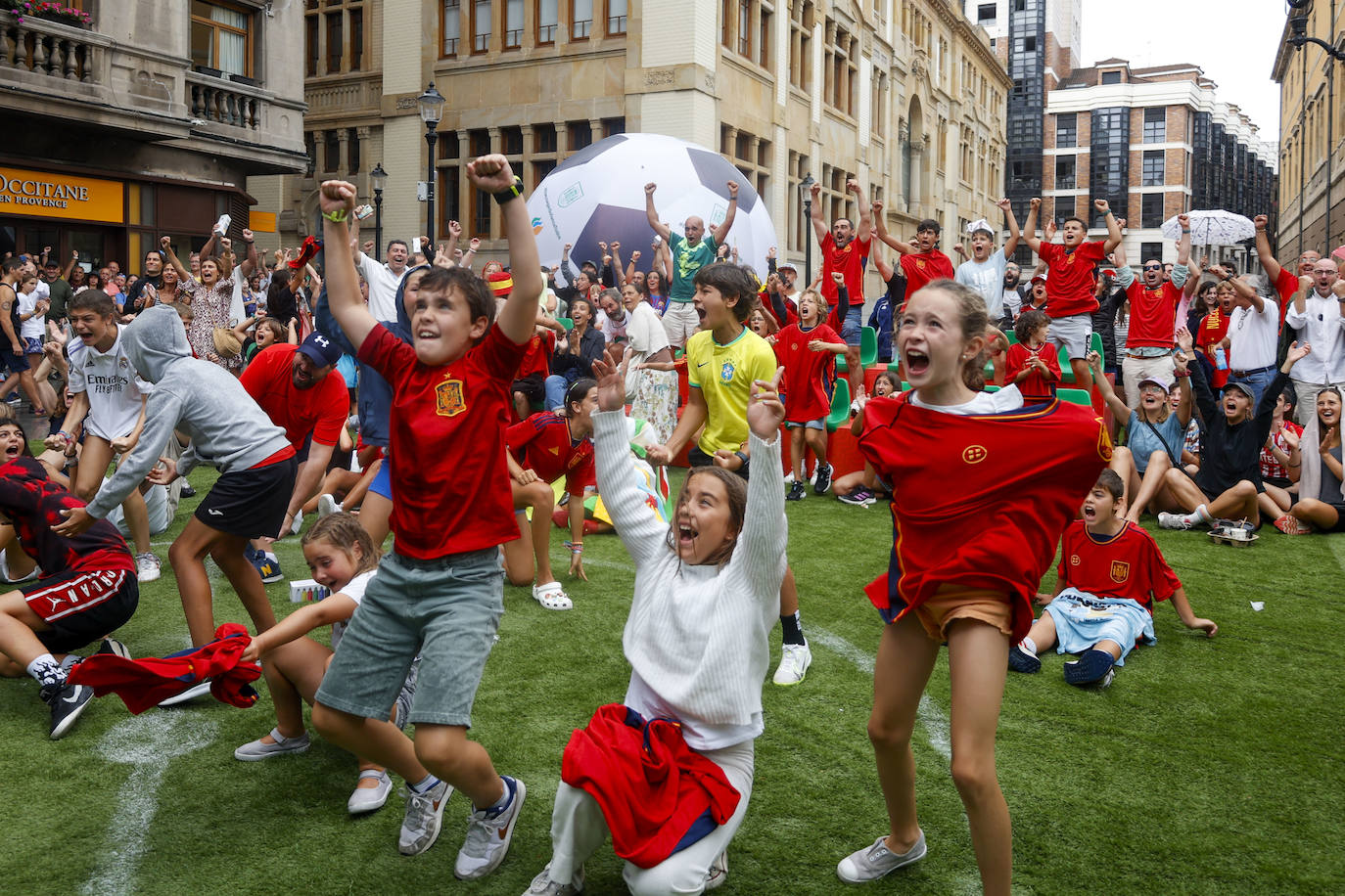 Gijón vibra con la Selección