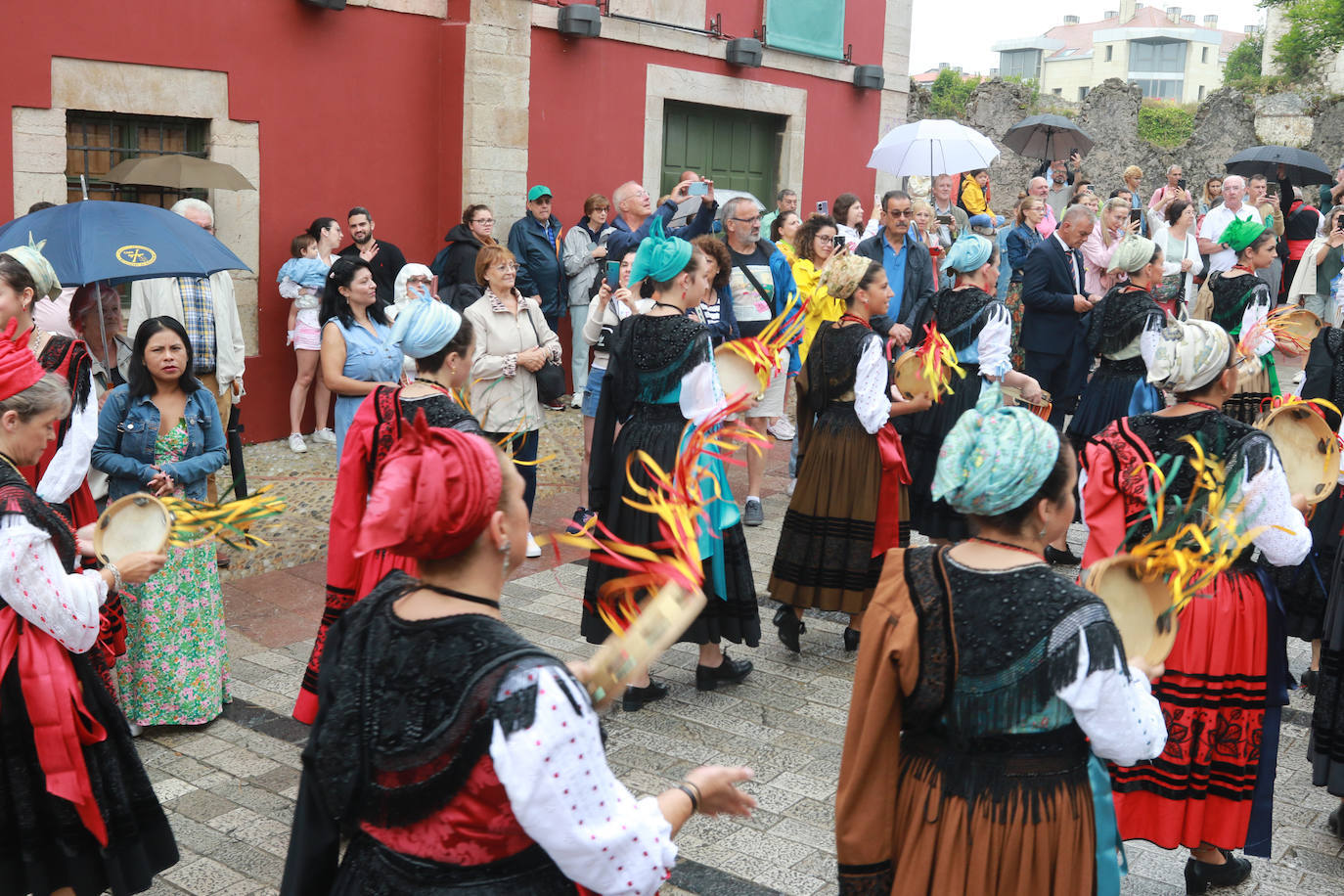 Emoción en Llanes por San Roque