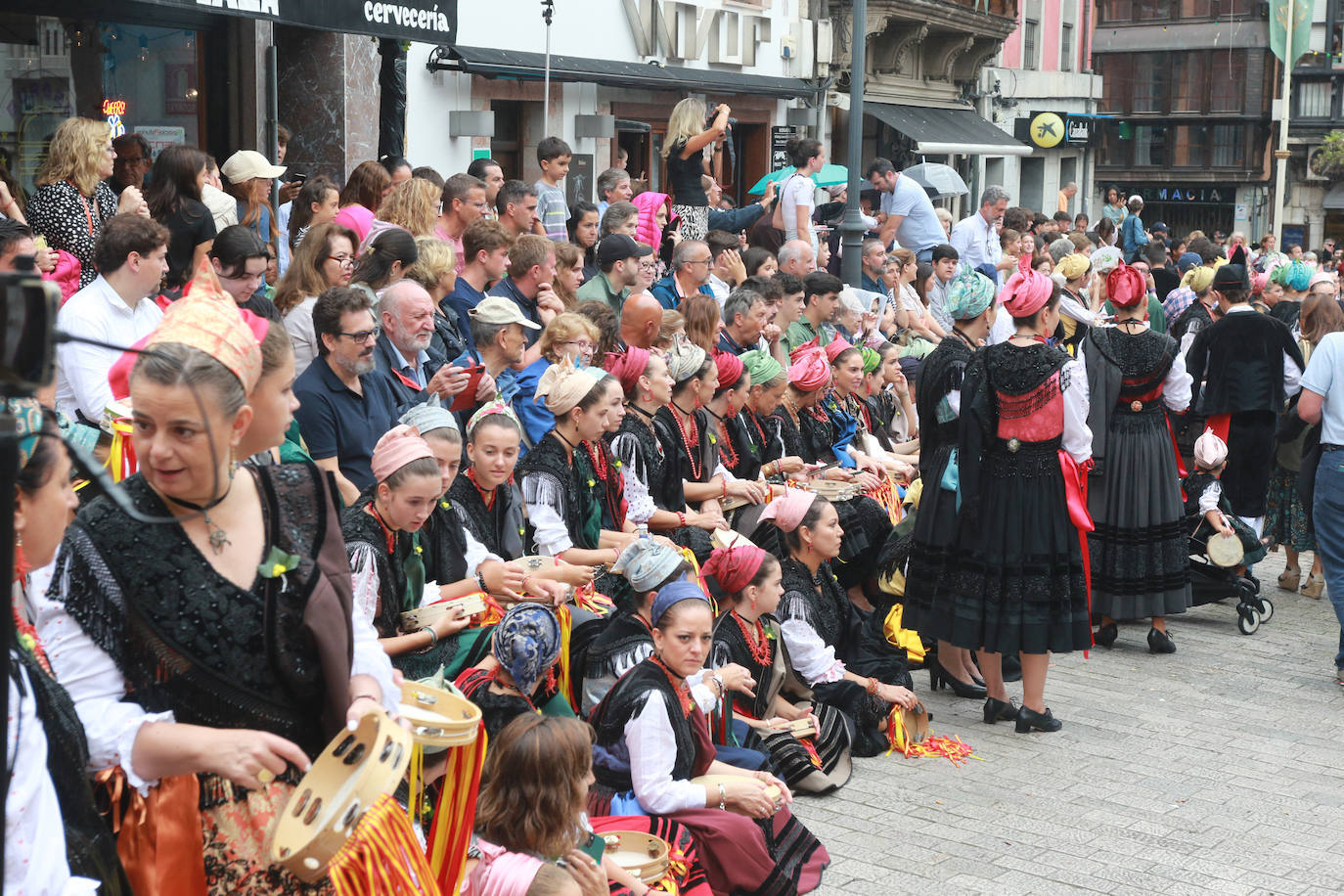 Emoción en Llanes por San Roque