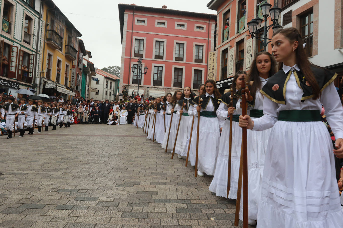 Emoción en Llanes por San Roque