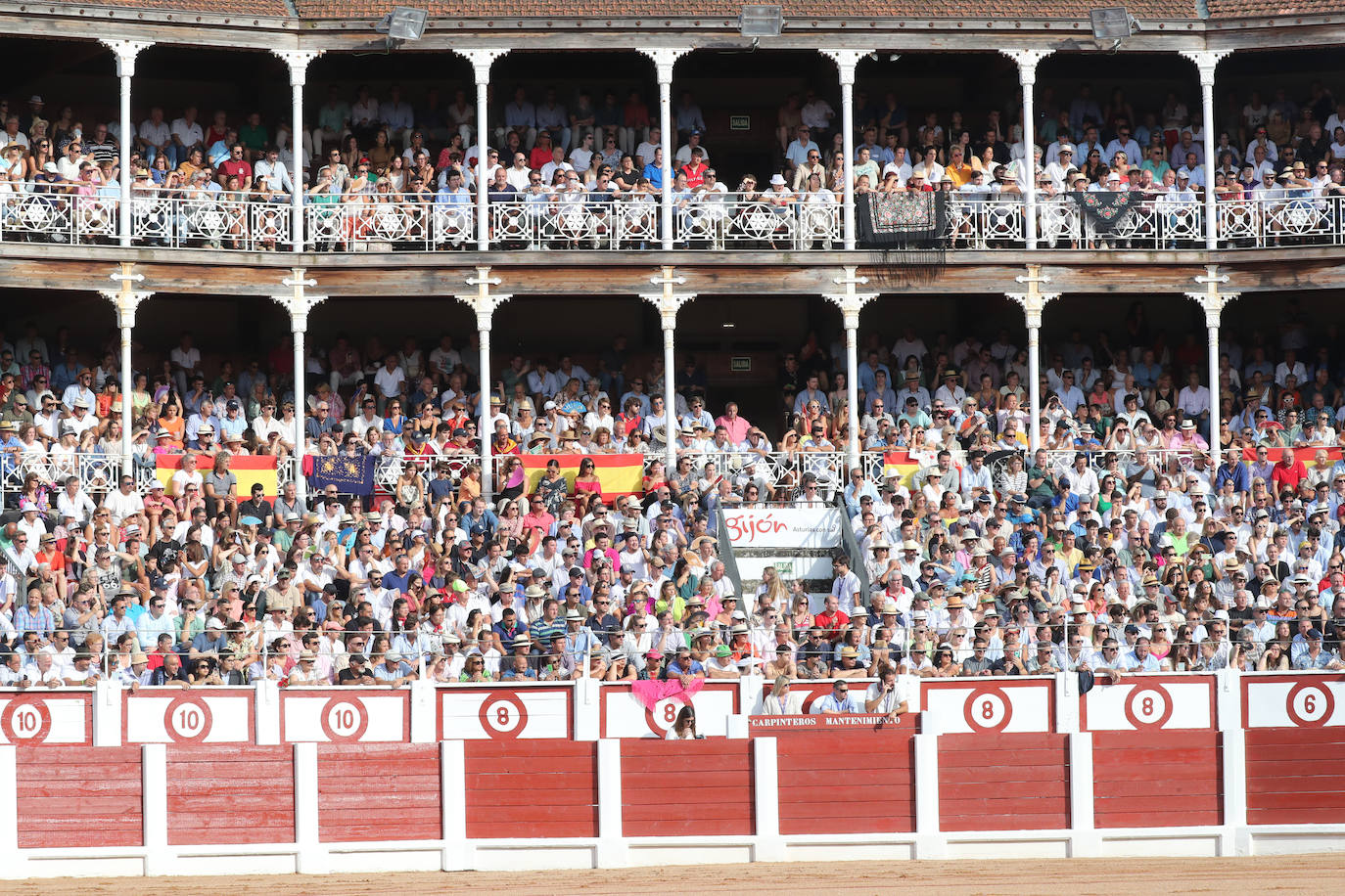 Así fue la tercera corrida de la Feria Taurina de Gijón