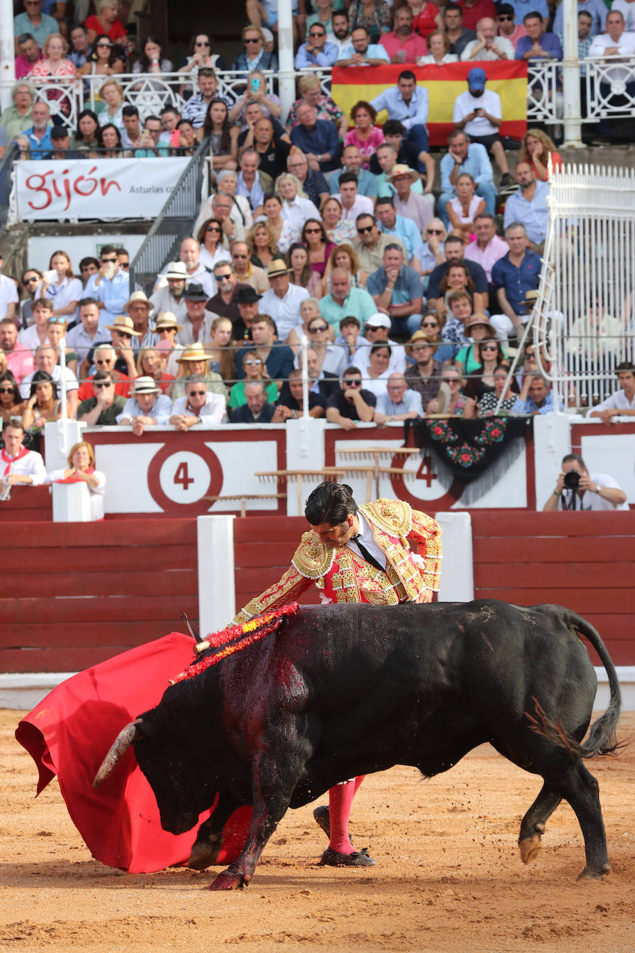 Así fue la tercera corrida de la Feria Taurina de Gijón