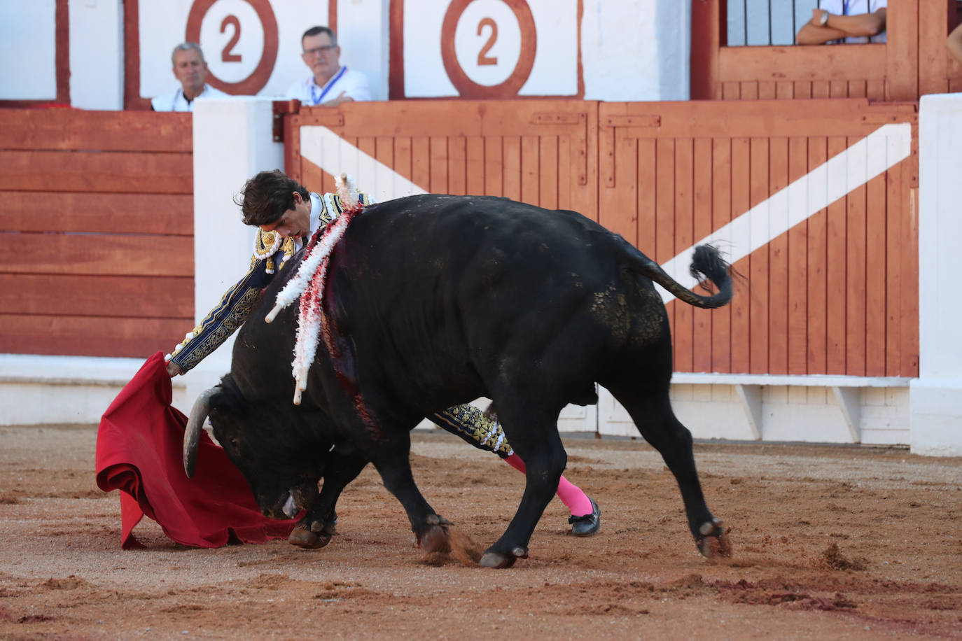 Así fue la cuarta corrida de la Feria Taurina de Gijón