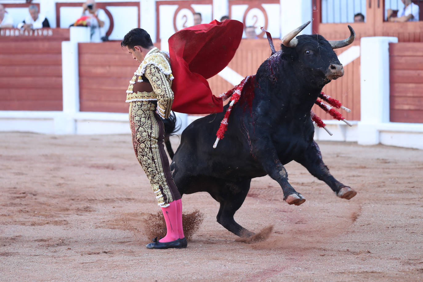 Así fue la cuarta corrida de la Feria Taurina de Gijón