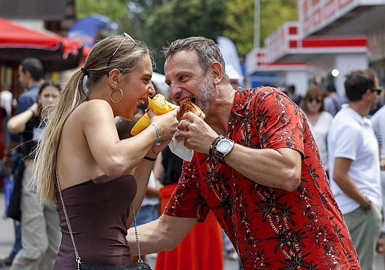 Zaira Expósito y su padre Daniel, cada uno apostando por su elección culinaria.
