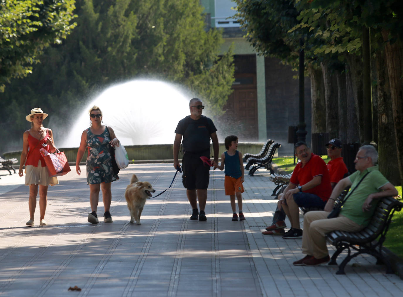 Asturias sofoca el calor antes de que bajen las temperaturas