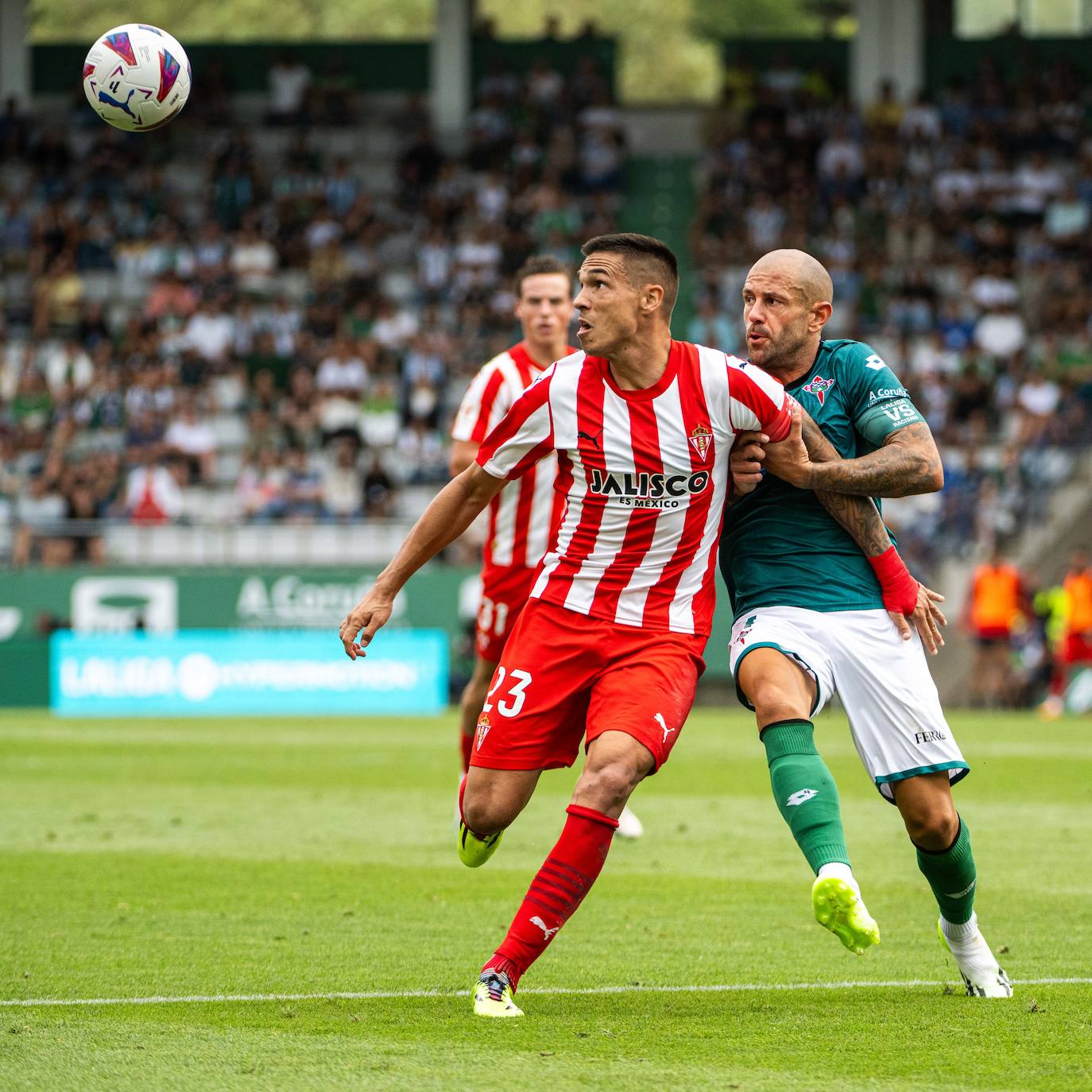 Las mejores imágenes del partido entre el Racing de Ferrol y el Sporting en A Malata