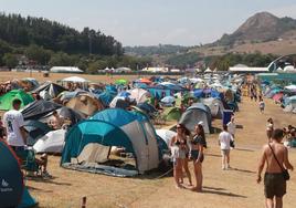 Campamento del festival Riverland.