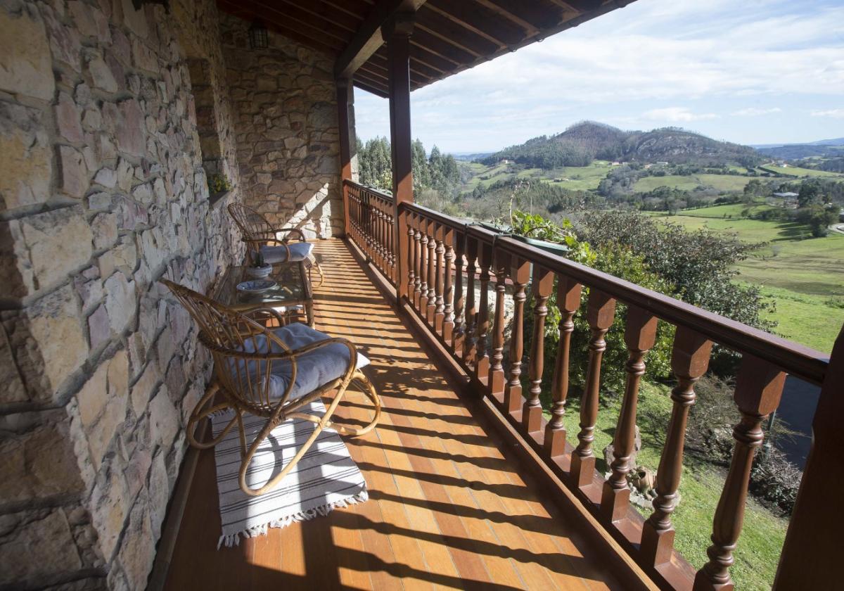Vistas desde el corredor de una de las casas rurales asturianas.