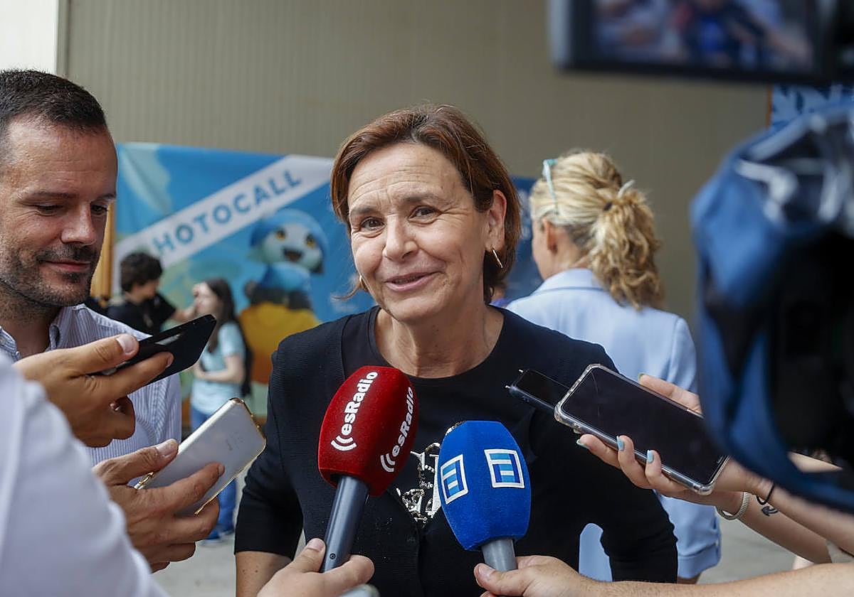 La alcaldesa de Gijón, Carmen Moriyón, en la inauguración de la Cometcon.