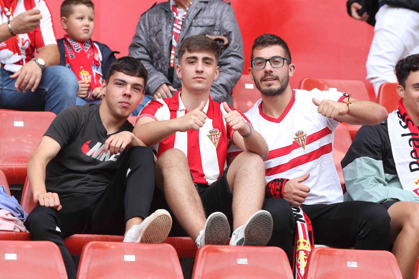 ¿Estuviste en el Sporting - Burgos? ¡Búscate en las gradas de El Molinón!