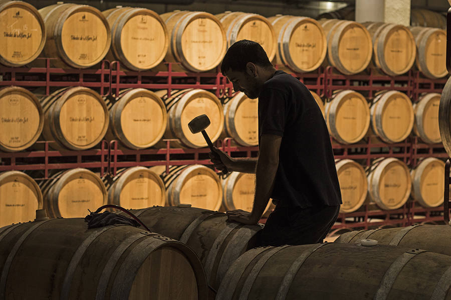 Real Agrado lanza un vino especial para conmemorar el Día de Asturias