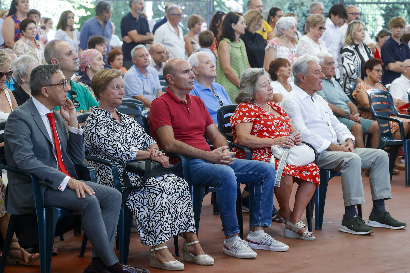 Fiesta y homenajes en el Grupo Covadonga