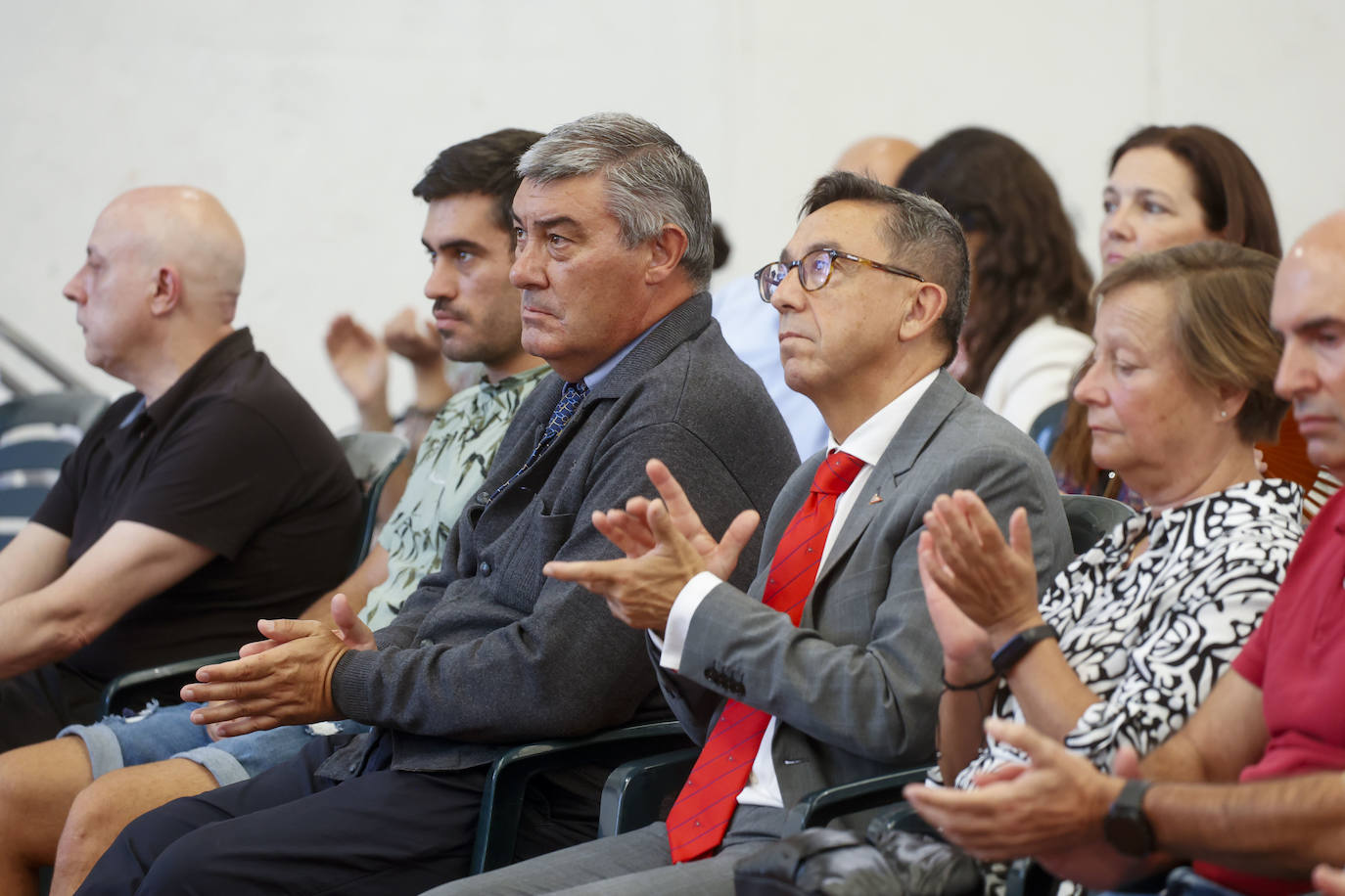 Fiesta y homenajes en el Grupo Covadonga