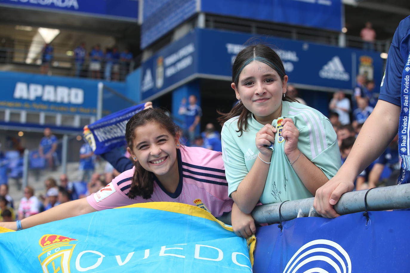 ¿Estuviste viendo el Oviedo - Sporting en el Tartiere? ¡Búscate en las fotos!