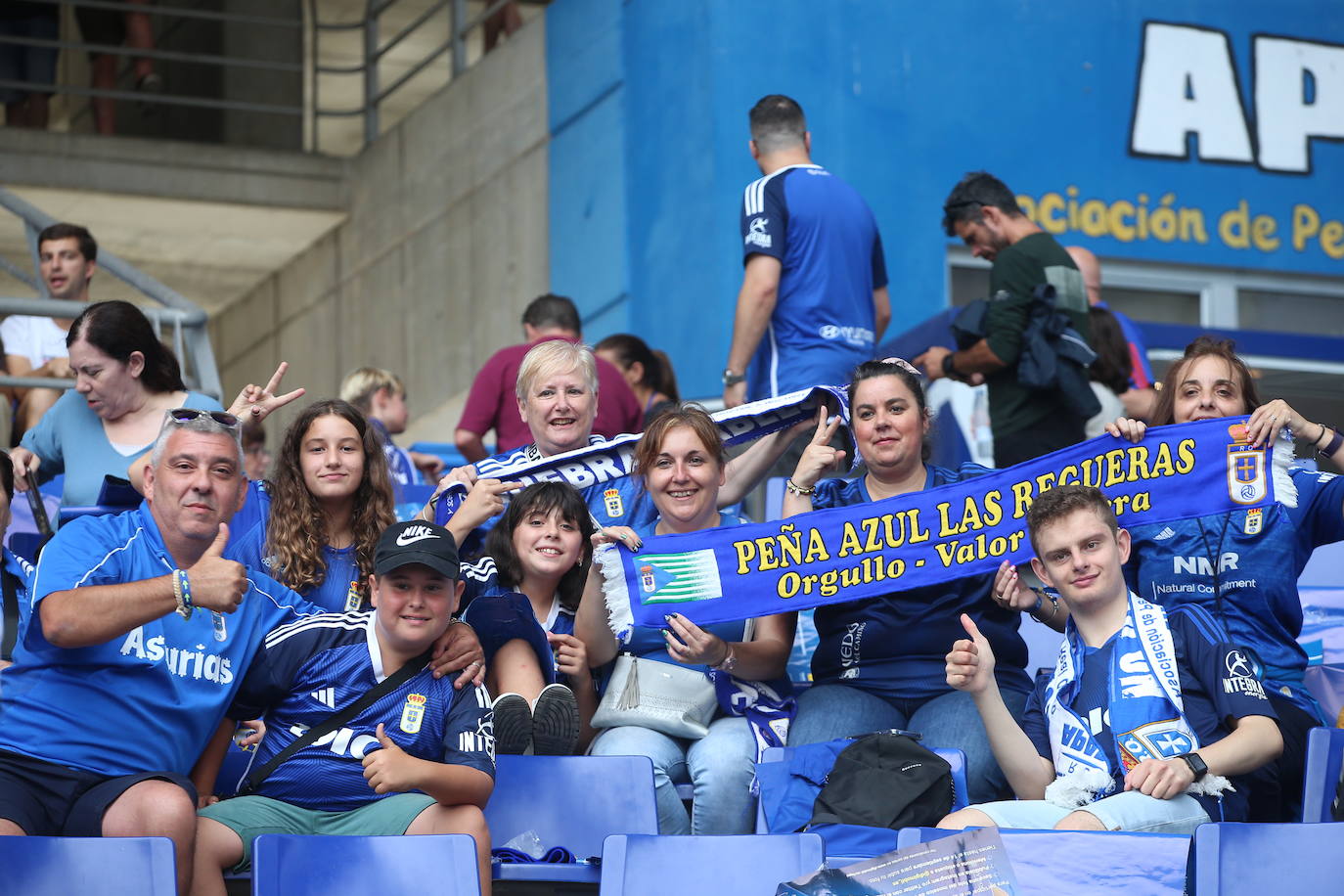 ¿Estuviste viendo el Oviedo - Sporting en el Tartiere? ¡Búscate en las fotos!