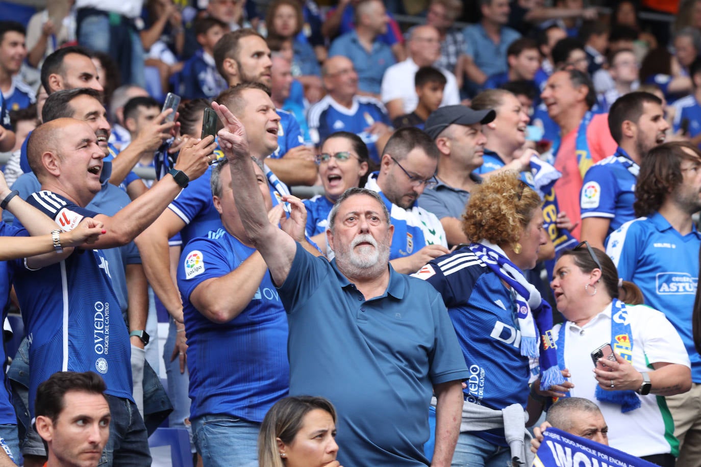 ¿Estuviste viendo el Oviedo - Sporting en el Tartiere? ¡Búscate en las fotos!