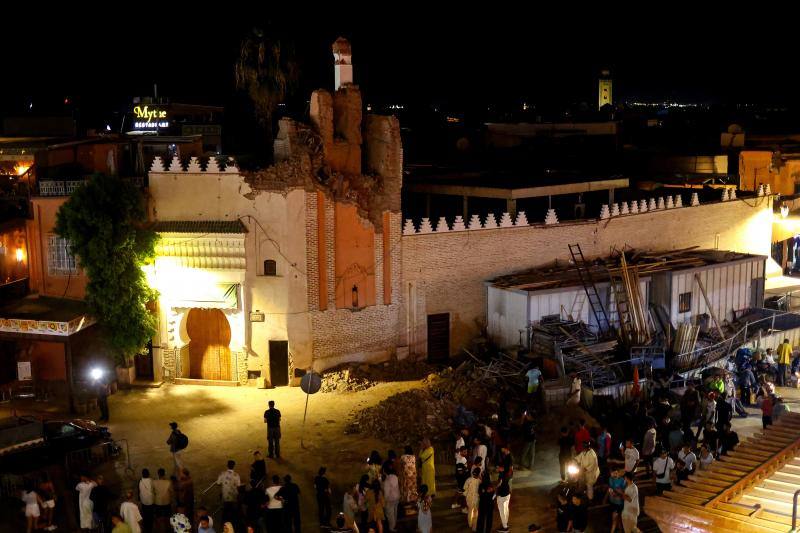 Segunda noche al raso por un terremoto que lo ha devastado todo