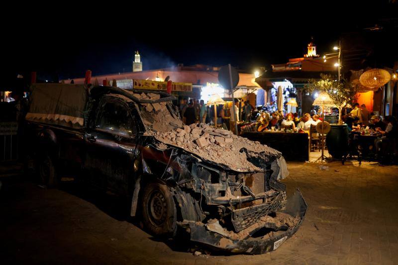 Segunda noche al raso por un terremoto que lo ha devastado todo