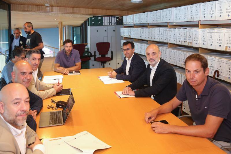 El Ayuntamiento de Gijón estudiará si reabre el anillo navegable hasta que empiece la obra del Piles