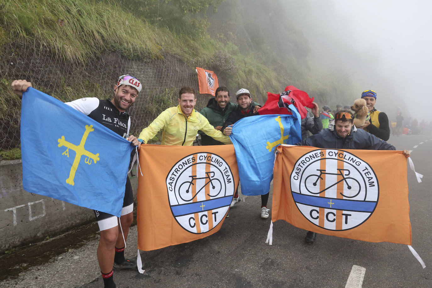 La subida al Angliru, en imágenes