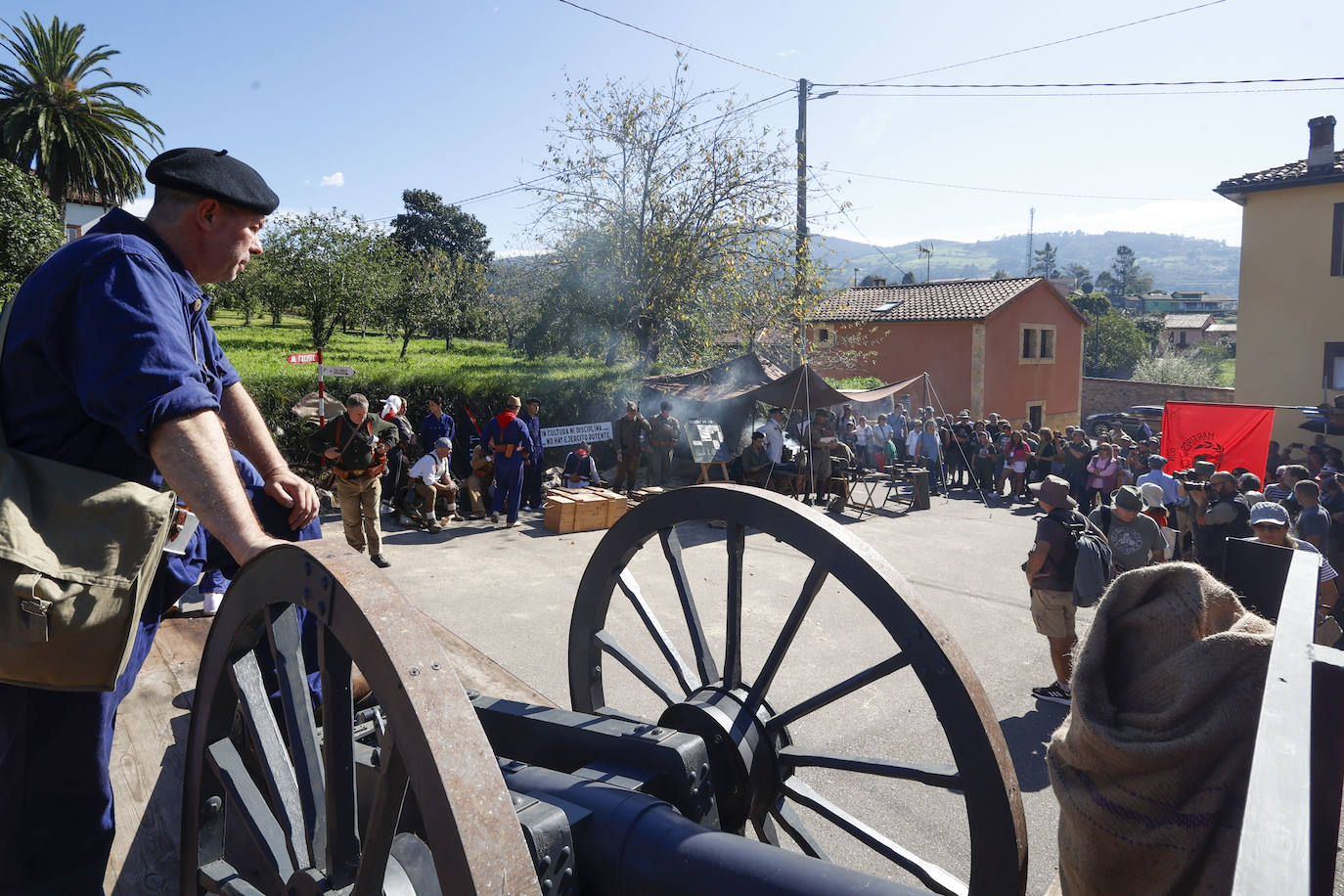 Un viaje a las trincheras para no olvidar la dureza de la Guerra Civil