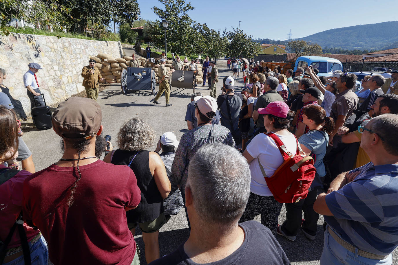Un viaje a las trincheras para no olvidar la dureza de la Guerra Civil