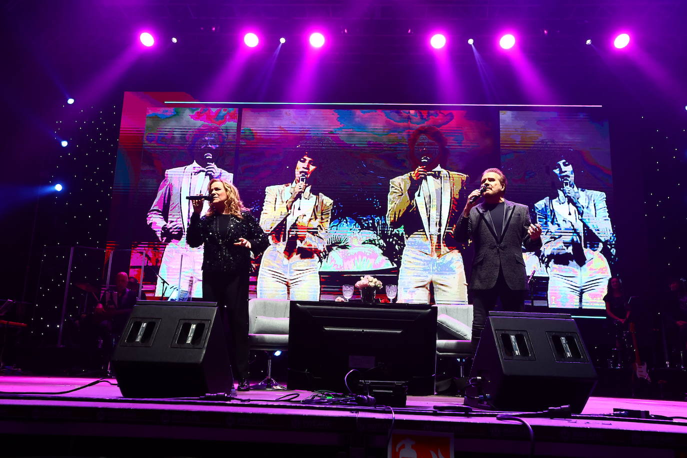 El concierto de Pimpinela en San Mateo, en imágenes