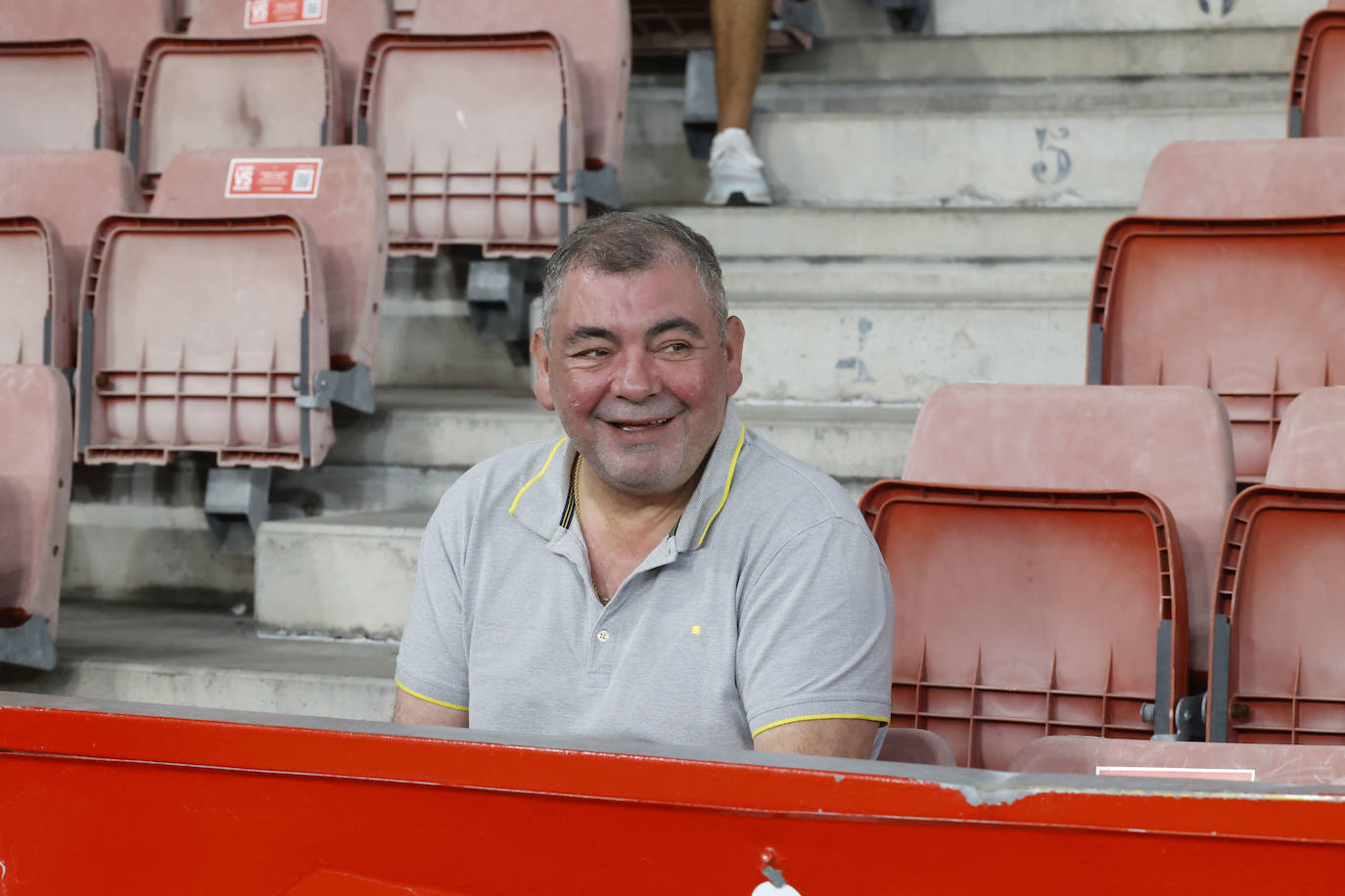 ¿Estuviste en el Sporting - Tenerife en El Molinón? ¡Búscate!