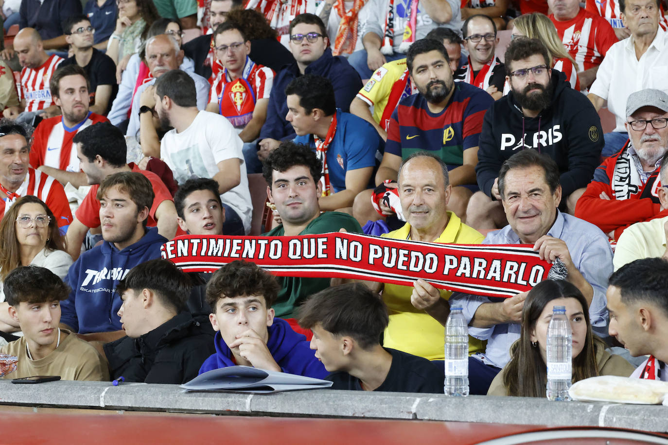 ¿Estuviste en el Sporting - Tenerife en El Molinón? ¡Búscate!