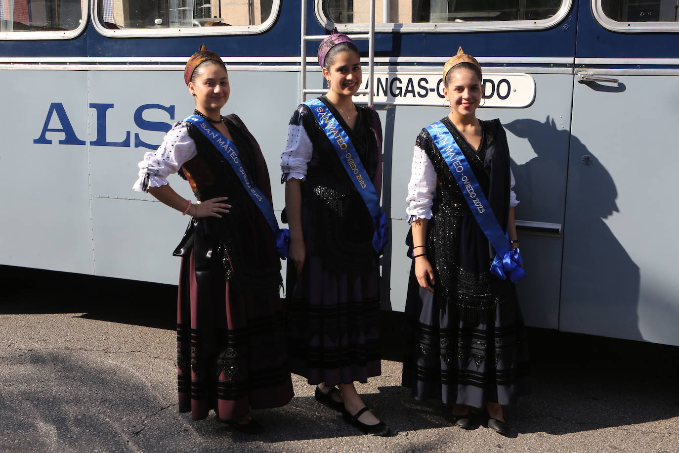 Todas las imágenes del desfile del Día de América en Oviedo