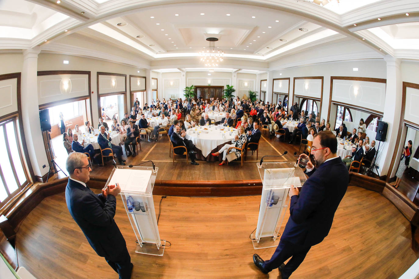 Barbón desgrana los ejes fundamentales de su Gobierno