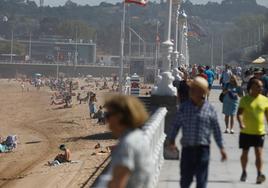 El verano se despide a lo grande en Gijón