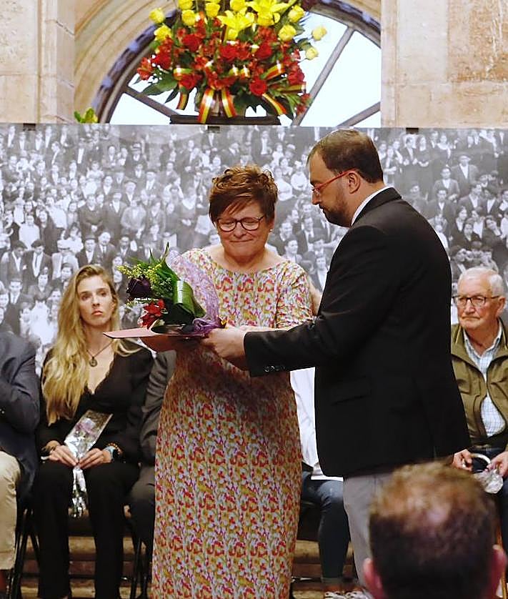 Imagen secundaria 2 - Entrega de los diplomas a los represaliados durante la Guerra Civil y la Dictadura.