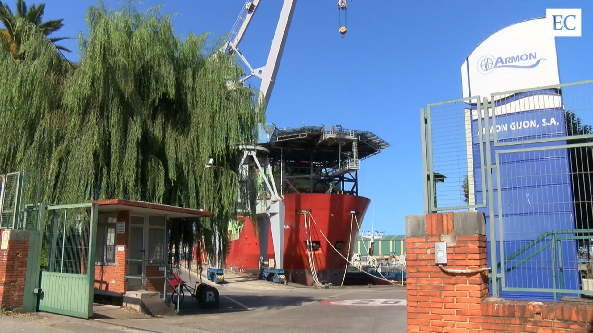 Fallece un hombre mientras trabajaba en el Astillero Armón El