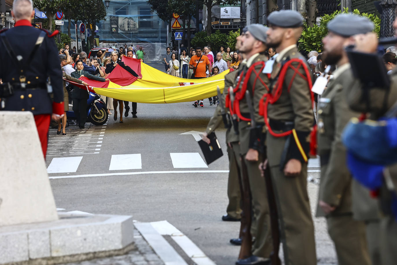 Sudadera Con Bandera De España Y Coordenadas GPS De Oviedo - Diseño Patriótico, Algodón, Talla Única, Ideal Para Regalo