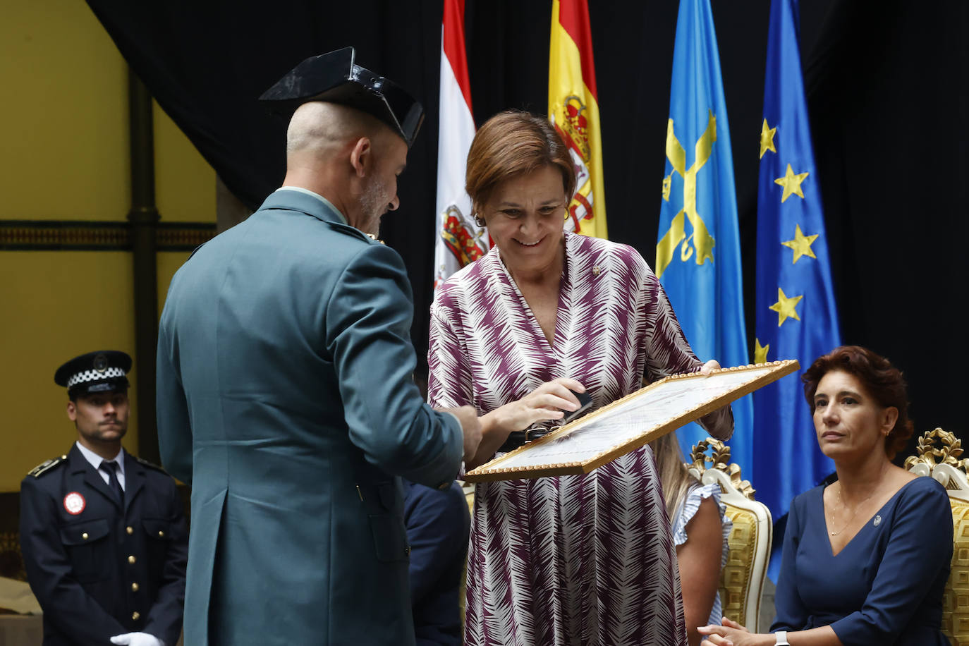 Homenajes y distinciones por el patrón de la Policía Local