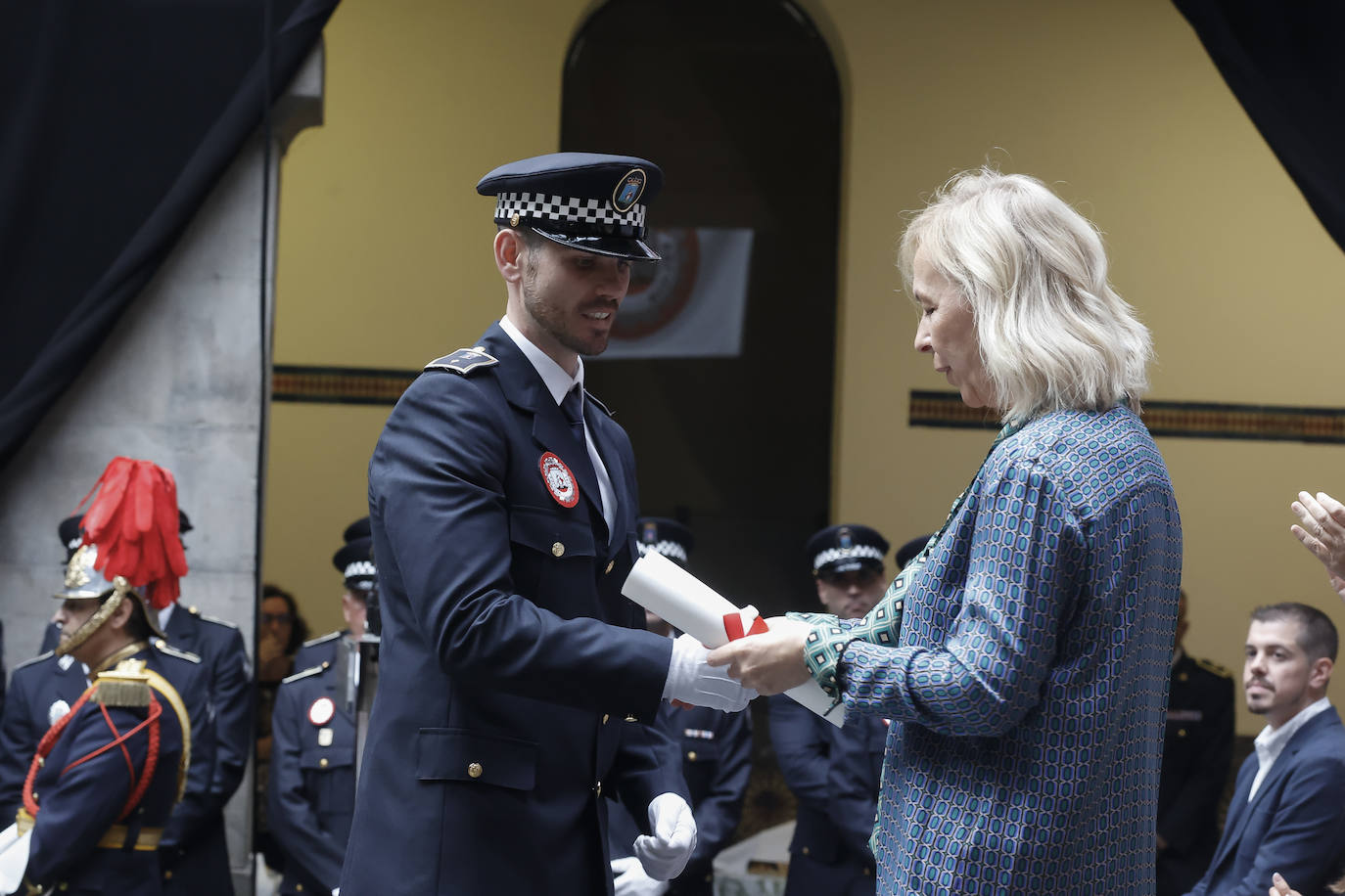 Homenajes y distinciones por el patrón de la Policía Local