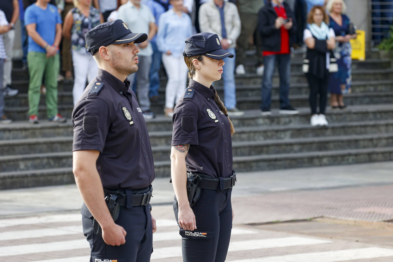 La Policía Nacional rinde honores a sus difuntos