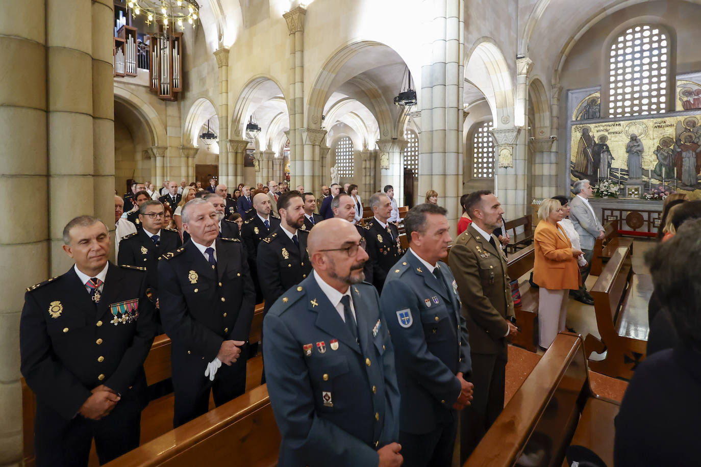 Devoción y honores en Gijón por los Santos Custodios